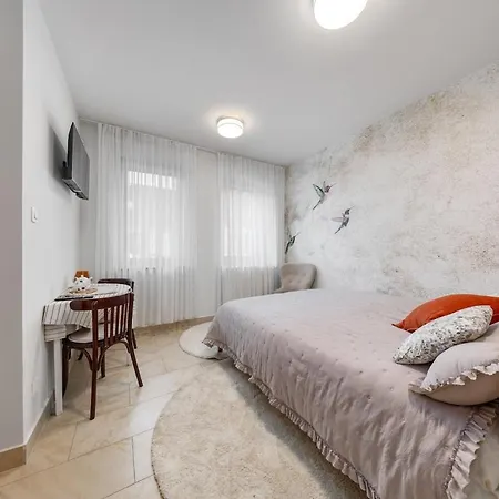 아파트 Cosy Apartment, Near Downtown, Self Check-in *