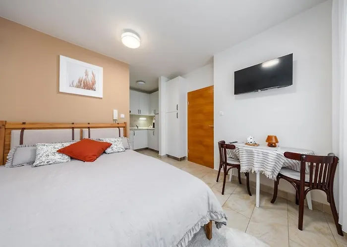 Cosy Apartment, Near Downtown, Self Check-in Διαμέρισμα *